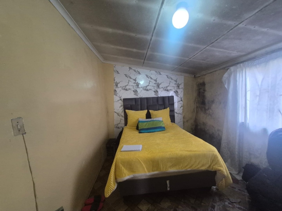 2 Bedroom Property for Sale in Zwide Eastern Cape